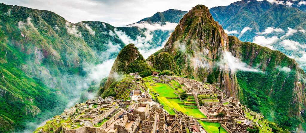 sacred-valley-and-machu-picchu-by-train_Z4e2XgX